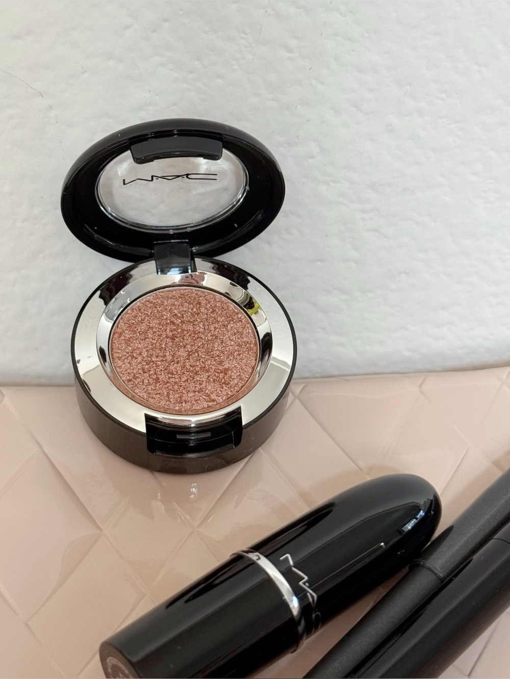 MAC Cosmetics P is for Pink Eyeshadow Set